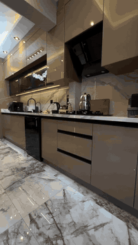 لا تفوت عرض نهاية السنة مع سكيتج 😍😍 عرض قوي جدا ومستمر  بعد انتهاء الش...