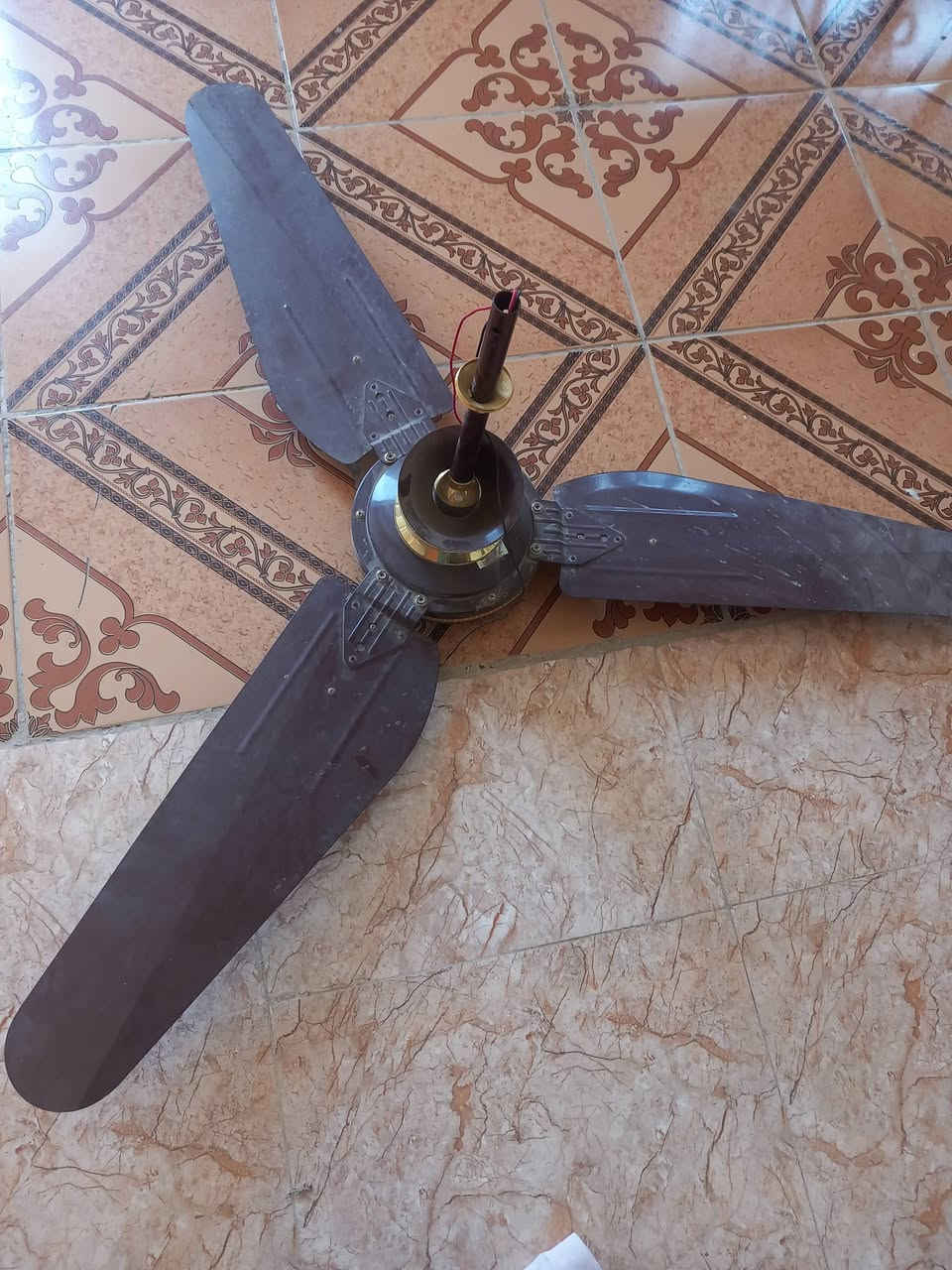 بنكه اخت الجديده للبيع ب ٤٠ وبيها مجال والمبرده شغاله ب ١٠٠ وبيها مجال


**إذا كنت صاحب هذا الإعلان وتريد حذفه لأي سبب، رجاءا أرسل رسالة إلى الدعم الفني**