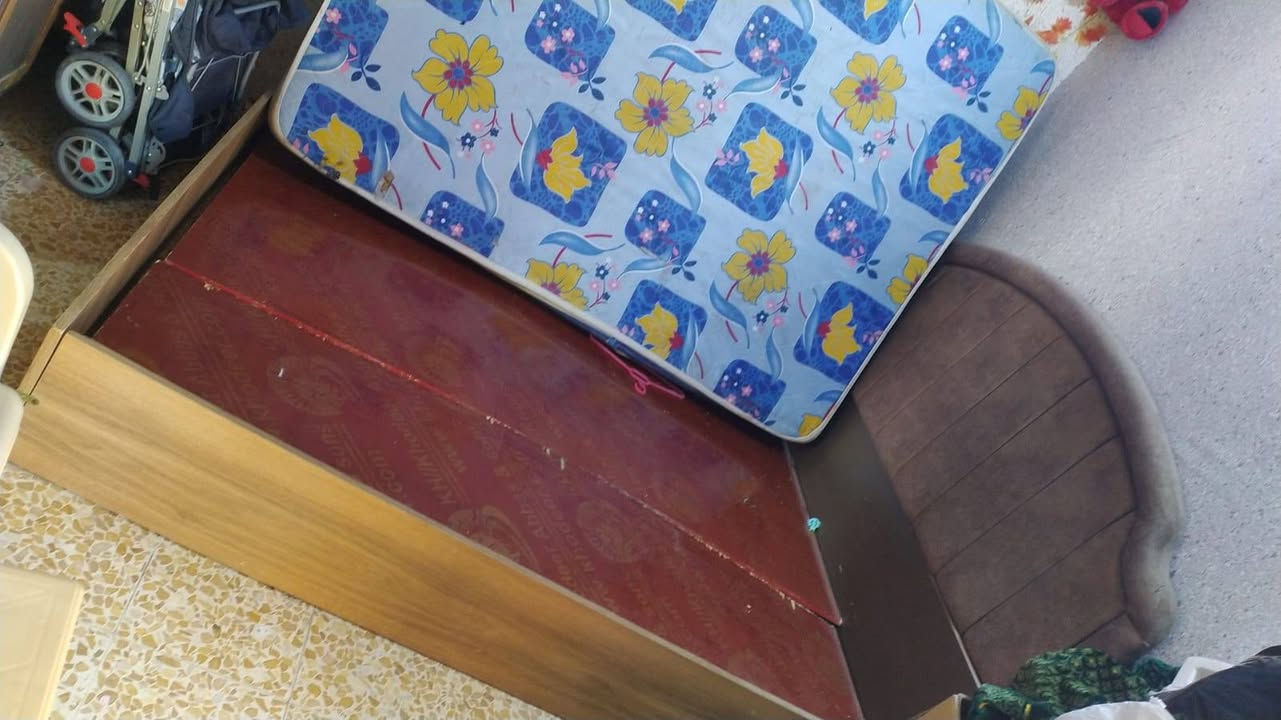 غرفه للبيع ضرر بسيط بسعر مناسب جدا


**إذا كنت صاحب هذا الإعلان وتريد حذفه لأي سبب، رجاءا أرسل رسالة إلى الدعم الفني**