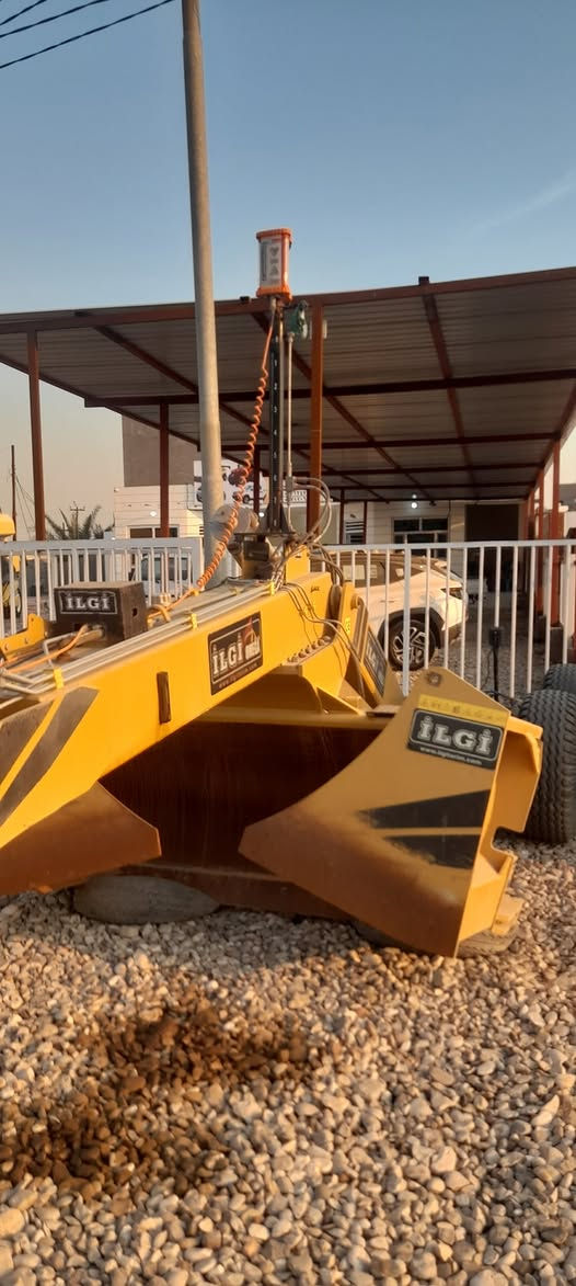 معدلان ليزر  ٣ ونص متر مشتغل موسم واحد  مكفول كفاله عامه  مع جهاز ياباني اصلي  السعر اتصال على الرقم ***********
