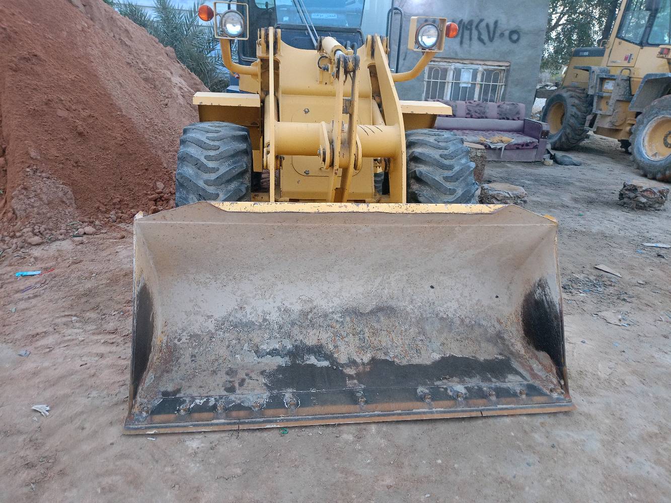 شفل كوماتسو WA70 دخول جديد منفيس موديل 2019 شفل كفاله عامه زيرو عل وضع شركة تفاصيل اكثر اتصل 