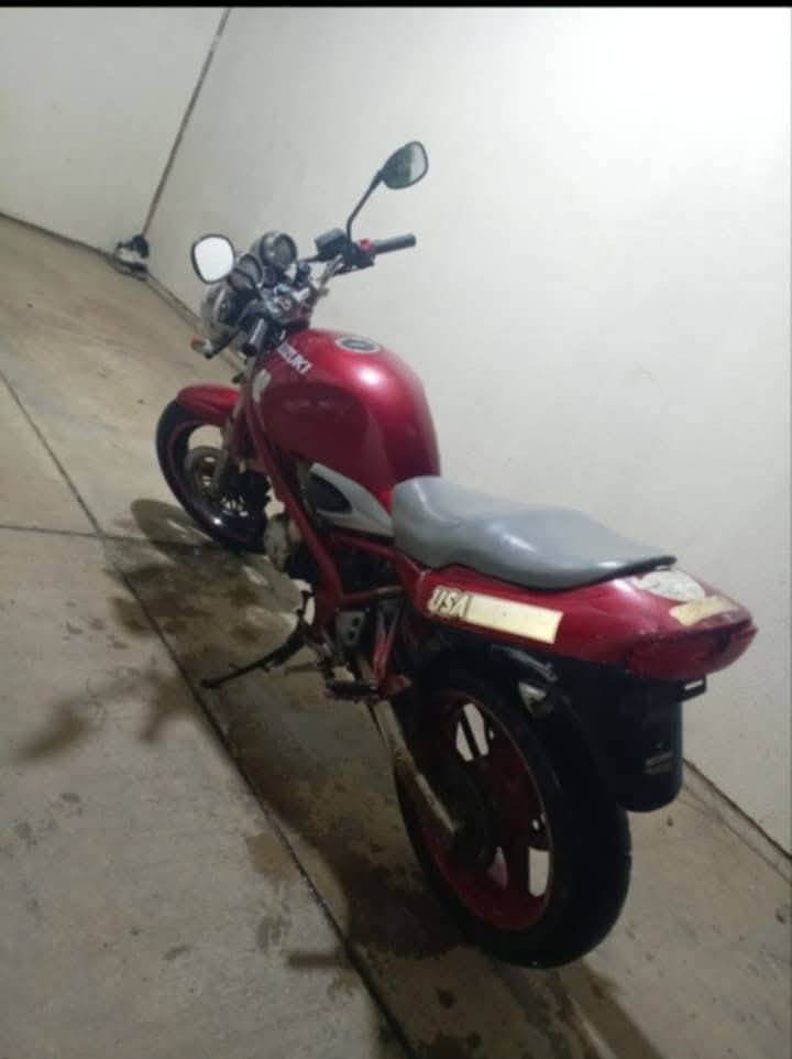 السلام عليكم 
يوجد ماطور للبيع 
محرك 150
السعر 350وبي مجال


**إذا كنت صاحب هذا الإعلان وتريد حذفه لأي سبب، رجاءا أرسل رسالة إلى الدعم الفني**