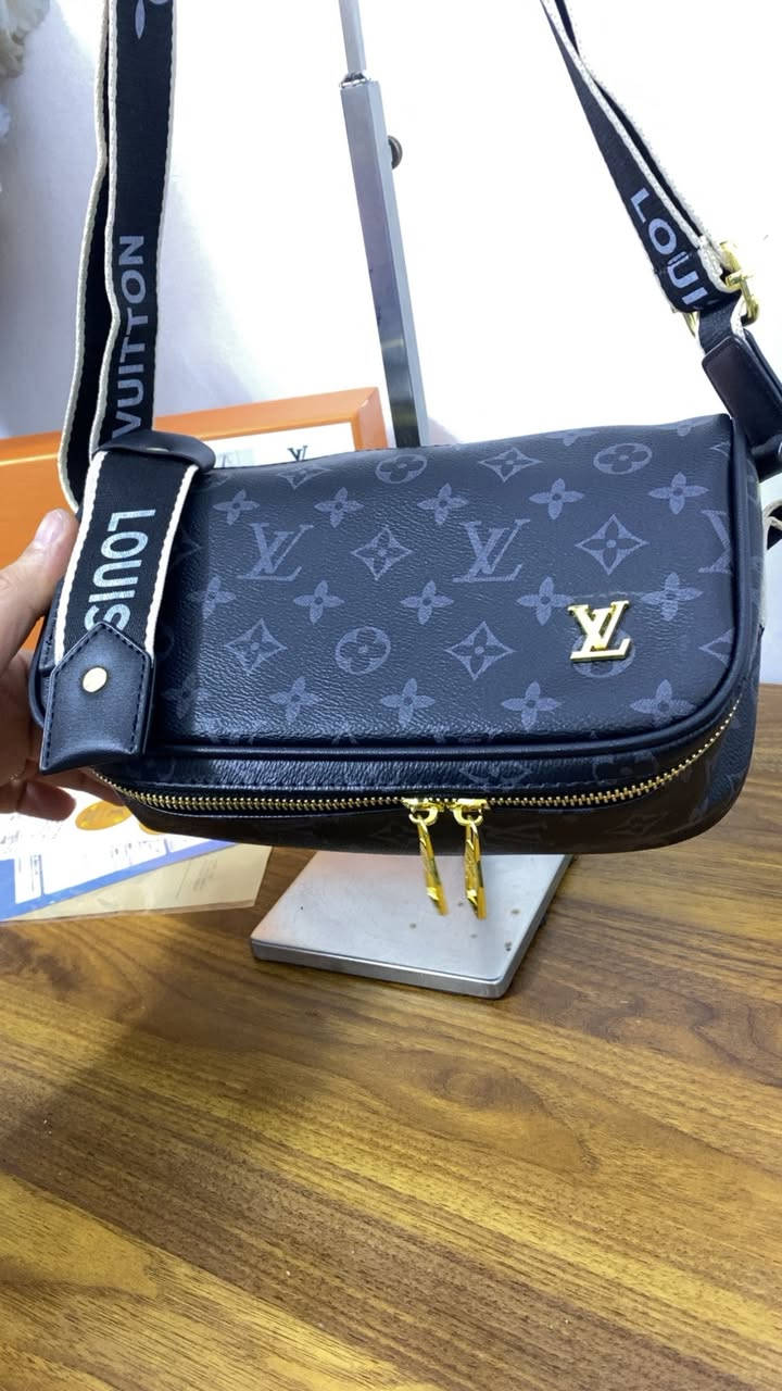 ٣ اشخاص رابحين  الي يعلق اكثر ويشارك ١٠ مشاركات يحص على حقيبه مجانا
🔥🔥🔥🔥🔥🔥🔥🔥🔥🔥🔥🔥🔥
‎عروض ،  توفرت حقائب   LOUIS VUITTONالي وياها بوكس الكرت الباركود  الاصلي روغان  واراح يكون سعره 25 بدل 35 ، دلعو نفسكم بحقيبه من عدنا ، الاسعار مذكوره في كل بوست 🔥البيج مفتوح لمده ٢٤ ساعه نرد ع رسائلكم⏰متوفر توصيل بغداد ولجميع محافظات العراق🚗 #حقاىب #اجنط #اكسبلور_explore عروض_خاصة عرض العراق


**إذا كنت صاحب هذا الإعلان وتريد حذفه لأي سبب، رجاءا أرسل رسالة إلى الدعم الفني**