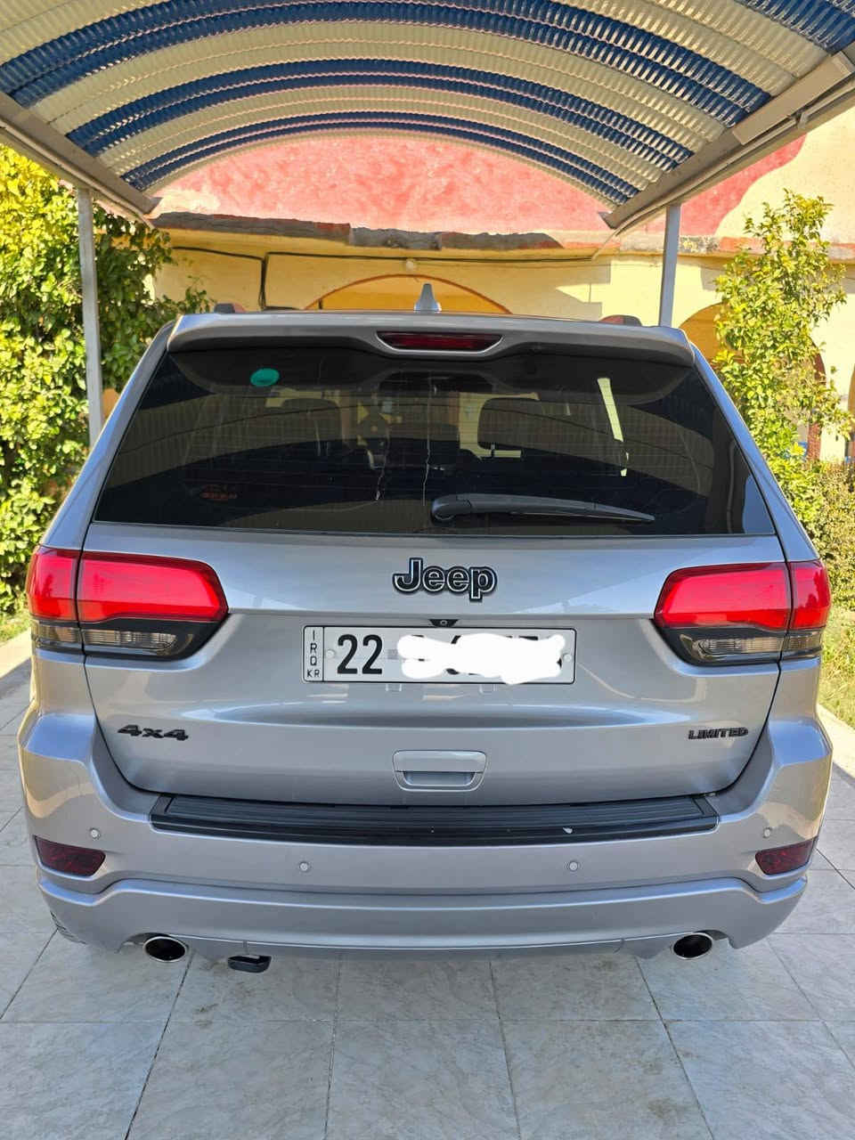 سلام عليكم
جيب للبيع موديل 2020 خليجي مكفوله كفاله عامه عدا نص جاملغ صبغ اثر طخه بسيطه  
سياره فول مواصفات لمتدت  فتحه بانوراما  شاشه كبيره حساسات اماميه خلفيه سياره بيه مواصفات هوايه بعد مفولهه مواصفات 
   للستفسار 
***********
سعر 285 وبيه مجال
سياره رسمي 
اني مكلف بلنشر
