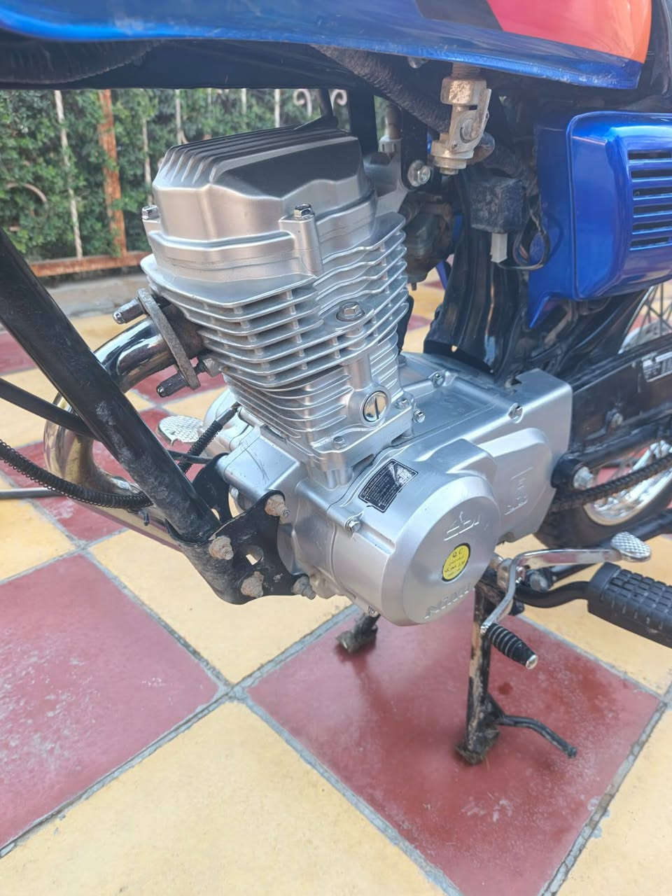 السلام عليكم دراجه نامه متياز 2025 اوراق الدراجه مكفوله كفاله عامه كهربائيات شغاله دشبول شغال الدراجه نضيفه أحله من الصوره مكينه مكفوله السعر 625وبيه مجال المكان حله ابي غرق 
الاتصال ***********
