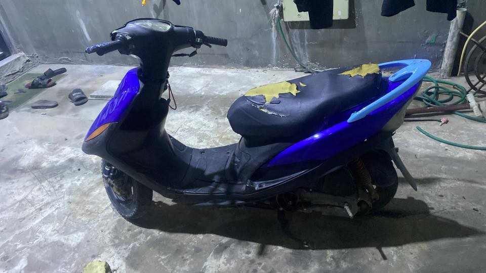 السلام عليكم ماكس عدله للبيع بيههه كرنك شغاله ابيع كوم حديد ب325 قفل جوه ال 300 ماابيع مكاني بصره قبله ***********
