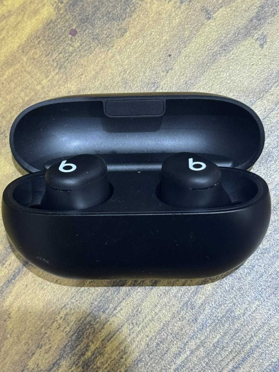 سلام عليكم
ايربود بيتس
بدون ملحقات 
*
Beats Solo Buds
السعر خاص


**إذا كنت صاحب هذا الإعلان وتريد حذفه لأي سبب، رجاءا أرسل رسالة إلى الدعم الفني**