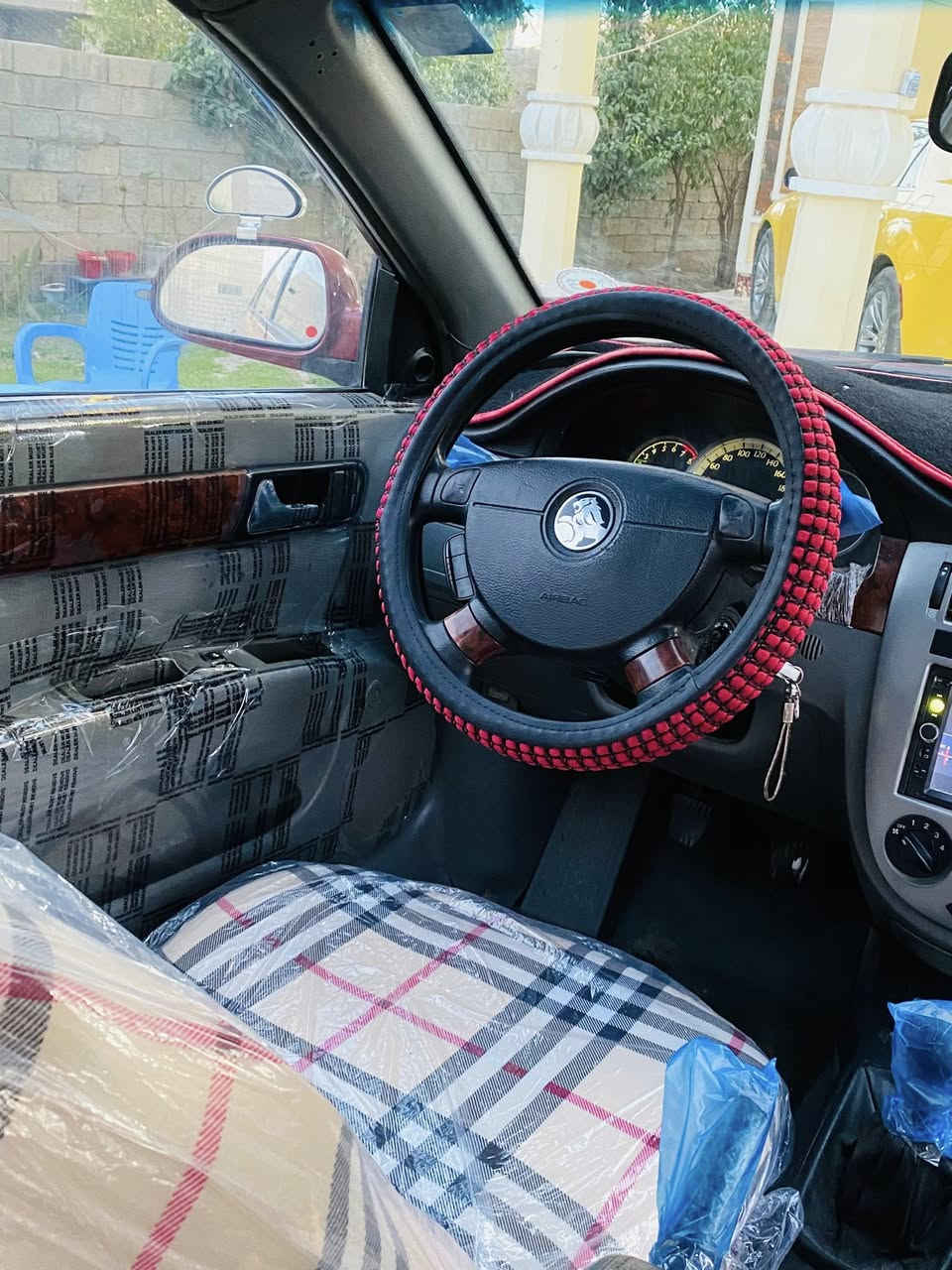 سلام عليكم
🛑ملاحظة اقره المنشور قبل لاتتصل
اوبترا 2005 رقم بغداد 
انكليزي بسمي هزه وسنويه ل2030
✅محرك وكير شرط نضافه 100‎%‎ شادهن جدد مال كصه
صدر خلفي امامي جديد 🆕 تراي نعومه فول ✅
تدفئة شغاله تبريد ثلج ❄️ 
كهربائيات كله شغاله ✔️
جام امامي جديده✔️
سنتر لك كامل حته جنطه تفتح 
لايت عالي ناصي اشاره 
بلاجكتور زنون
حساس خلفي عل بك جرس 🔔 
كيج بانزين حماوه كله شغاله
صبغ عام جماليه ✅
شاشا رادو شغال 
ترايك للبصره الله شاهد نعومه ونشاط فول 
سياره متصرف عليه كلشي
كلشي بيه شغال 
🛑سعر 59 بيه مجال بسيط 
اعتذر عن بيع قسط والوعده 
مكان السياره تكريت العلم *********** وتساب
