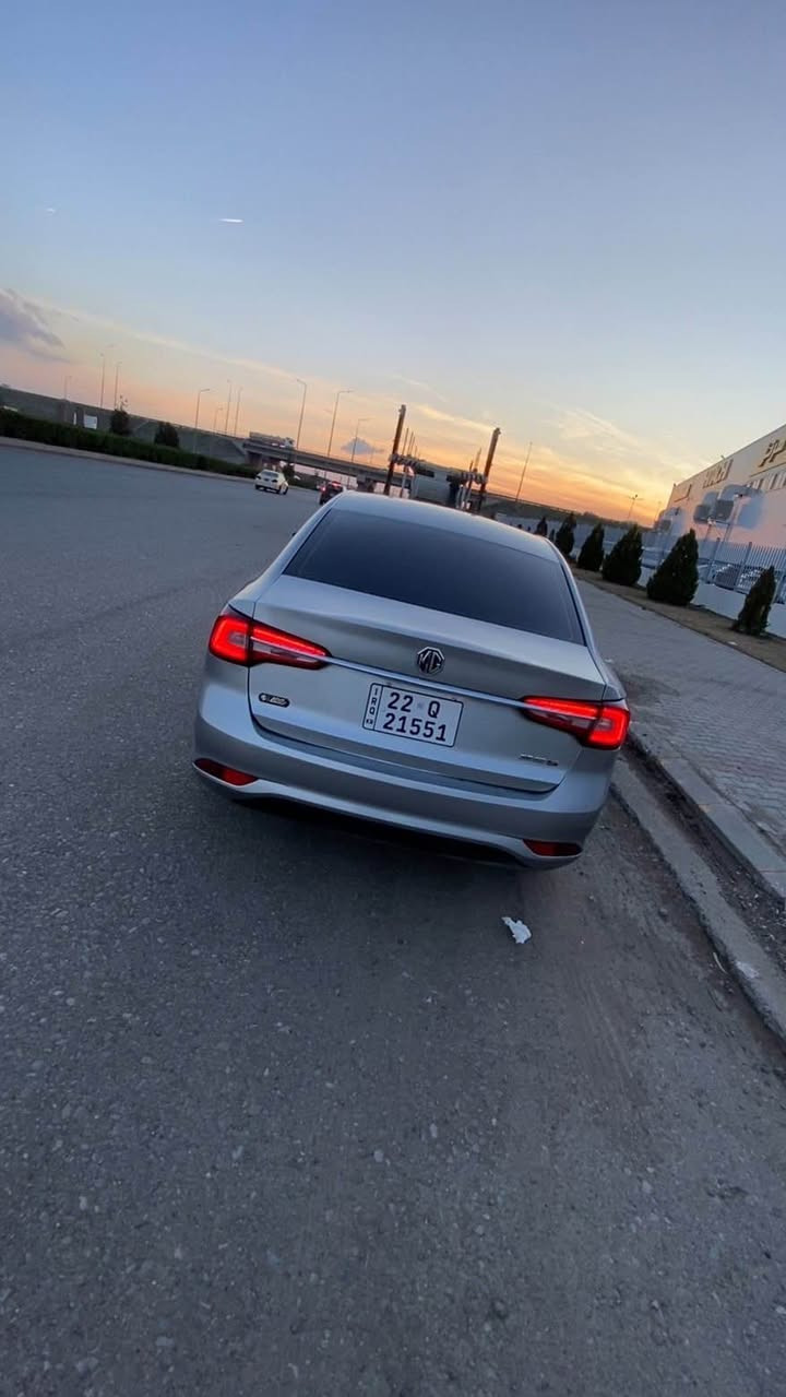 mg 2023 
دوو پارچە بۆیاغ چاملغو سندوقی پشتەوە کەمەک ژۆرێی گرتیە پێشی کەپسە ئایرباگی نەتەقیوە بەشەرت گێر مەکینە بەناو کردن غەرامە بەشەرت ماوەی رۆیشتن ٦٠ هەزار رۆیشتیە مواسەفات عادی شوێن ئۆتۆمبیل هەولێر 
***********ڤایبەر واتساپی لەسەرە أربيل, العراق
