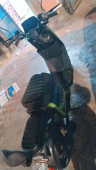 اسلام عليكم للبيع 5بطاريات
بصره حيانيه
نضام Pرجوع للخلف
ايشاير يمنه ويسره كلوب الوان زنون
داجه جديده استعمال قليل
تايرات جدد جوبلس مرايات سله كشنات جلد طبيعي /السرعه 109
دراجه مكفوله للاستفسار *********** البصرة
