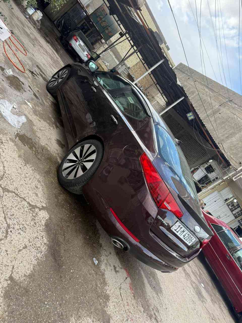 سلام عليكم كيا اوبتما مديل ١٣ امريكي رقم بغداد انكليزي تحويل مباشر هزه جديده 
السياره جاهزه مكينه كير حداديه تخم تاير باتري كهربائيات تبريد كله جديد شرط 
السياره بيه قطعتين فقط بدون دواخل  
السعر ١٠٣ مكاني بابل 
***********
