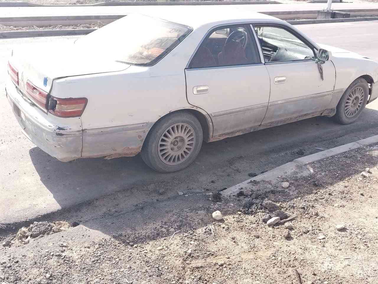 سياره مارك 2000 للبيع كوم حديد كفاله سرقه وعشائر فقط ب8 اواق بيها مجال بسيط رقم صاحبها ***********
