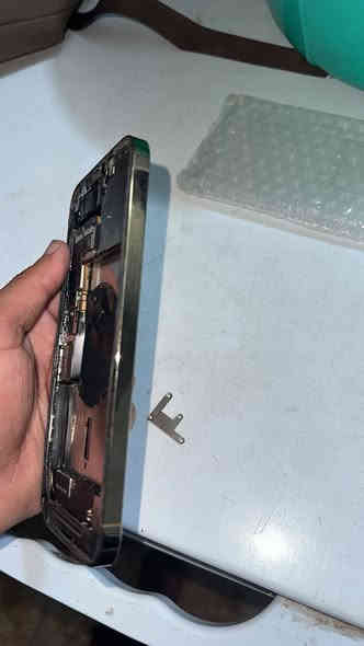 السلام عليكم 
ايفون ١٢ برو ماكس 
محتاج شاشه وبطاريه 
الجهاز متروك صارله سنتين 
شبي مابي مادري 
ابيعلك علا هالوضع 
السعر ١٠٠ الف قفل 
العنوان بغداد الدوره 
تواصل *********** 
واتساب
