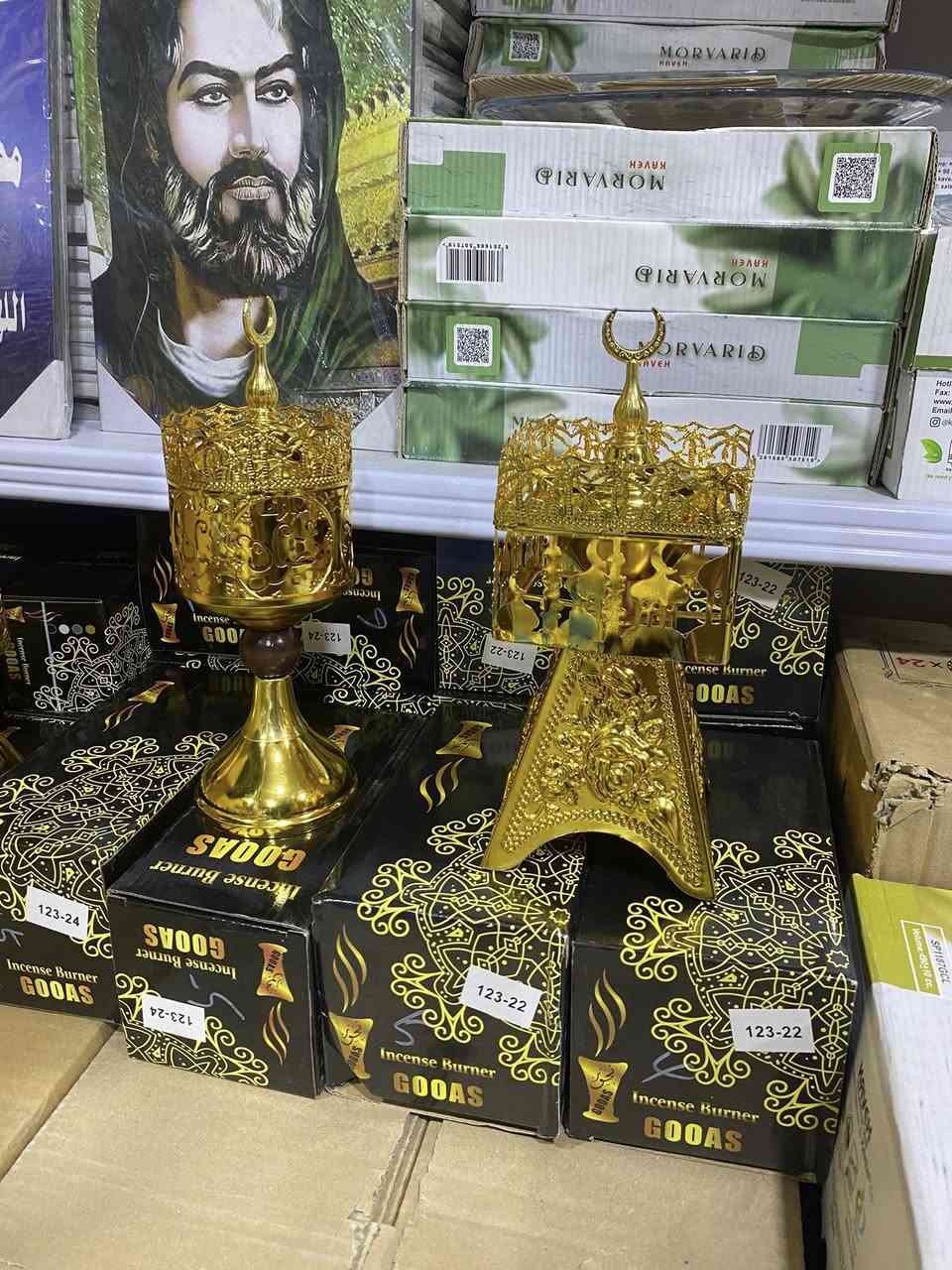 سلام عليكم بضاعه صيني موديلات مختلفه متوفر جملة ومفرد ويوجد نقليات وخدمة توصيل مراسلة على الرقم ***********
