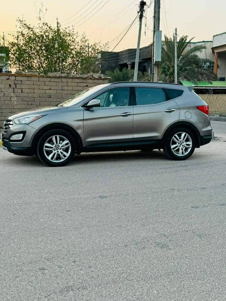 سنتافي ٢٠١٤ امريكي
فول مواصفات بيها قطعتين

رقم ذي قار انكليزي

جاهزة للبيع

للاستفسار الاتصال على الرقم ***********

مكانها ديوانية
