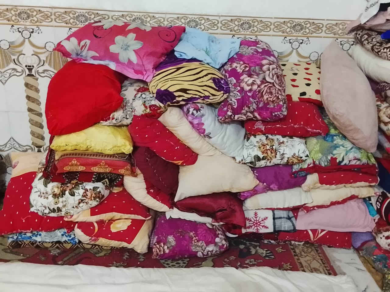 مكلف بل نشر مخاد قطن طبيعي جدا جدا او لحف للعداد لحف 2 كوت داموك***********
