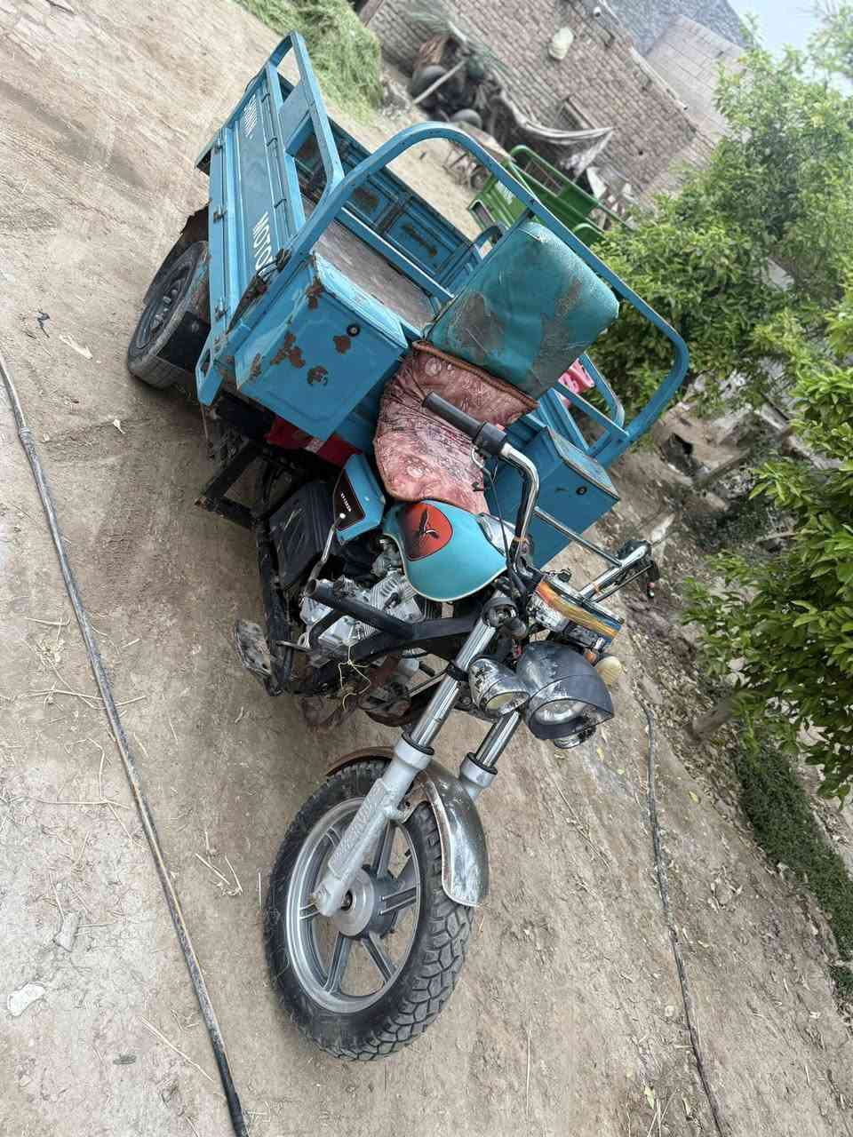 ستوته للبيع نضيفه 2020مكان قرب جامعه بابل ***********
