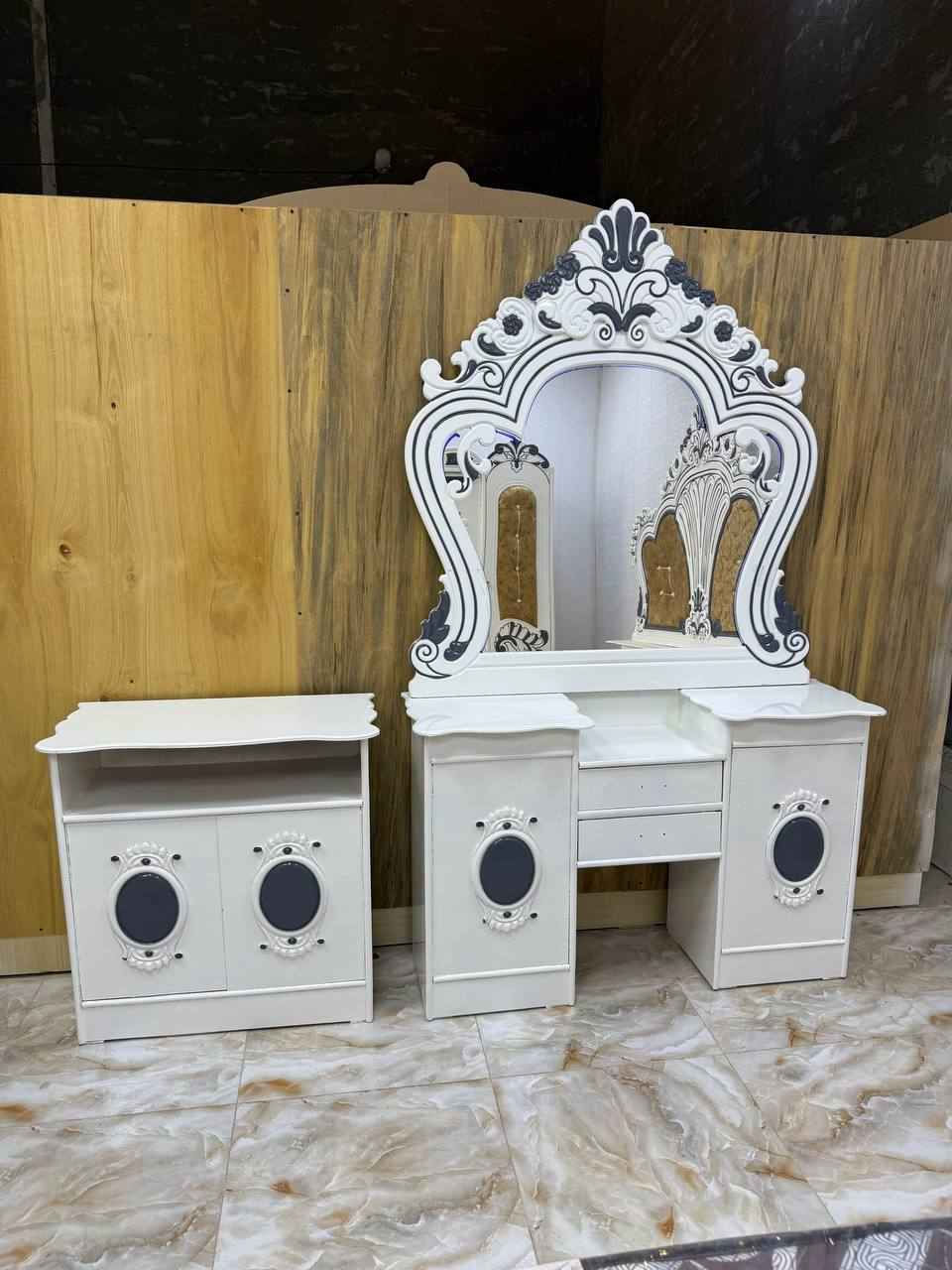 غرفة اخشاب  بسعر 950 

⚜️تفاصيل الغرفة ....⚜️

صاج خارج ٤ملم ام دي اف 🪭
وداخل صاج ٣ملم 
صبغ مرمري درجة اولى 

عدد القطع  ٧ قطع 😍
1 //جرباية  قياس  ١٦٠ × ٢٠٠ 
//ميز جانبي ايسر قياس ٥٠
2// وميز  جانبي  قياس ٥٠
3// زاوية ارتفاع مترين عرض ٨٠
4// وميز بلازمه  
5//وميز مراية ارتفاع مترين عرض ١٢٠
6// وكنتور ٦ باب  ارتفاع مترين و١٥ طول ٣ متر و١٥

القطعه الثامنة حسب الطلب شازلون
سعرها ٥٠ الف ❤️
طابوريه ١٥ ❤️

(توصيل مجاني مركز بغداد )
التوصيل يشمل الشد مجاني 🔥
(اطراف ٥٠)
باقي المحافضات حسب البعد بغداد, العراق


**إذا كنت صاحب هذا الإعلان وتريد حذفه لأي سبب، رجاءا أرسل رسالة إلى الدعم الفني**