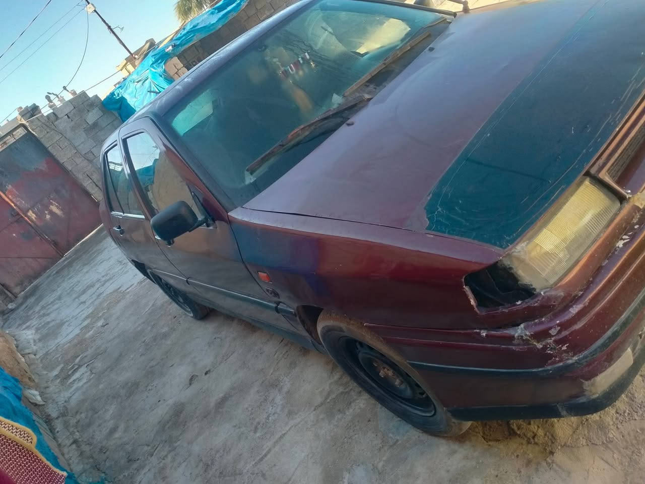 السلام عليكم سياره سيات للبيع موديل92 رقم كركوك السياره خير من الله السعر 22وبيه مجال***********
