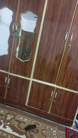 السلام عليكم كنتورقطعتين عرض3امتار للبيع نظيف مابيها  عيب 200وبيه مجال مكاني حي العسكري ***********بيه وتساب
