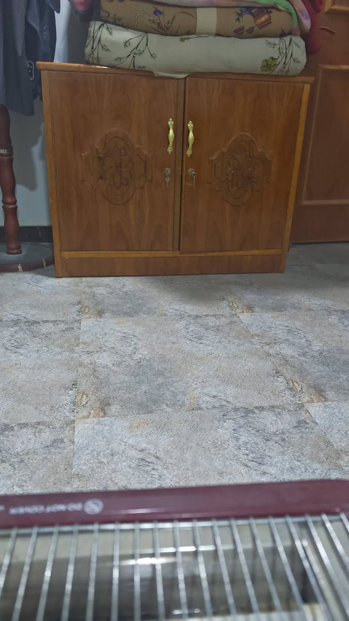 للبيع كلهن ب 400الف نضيفات كلش استفسار أو أتصل ***********
