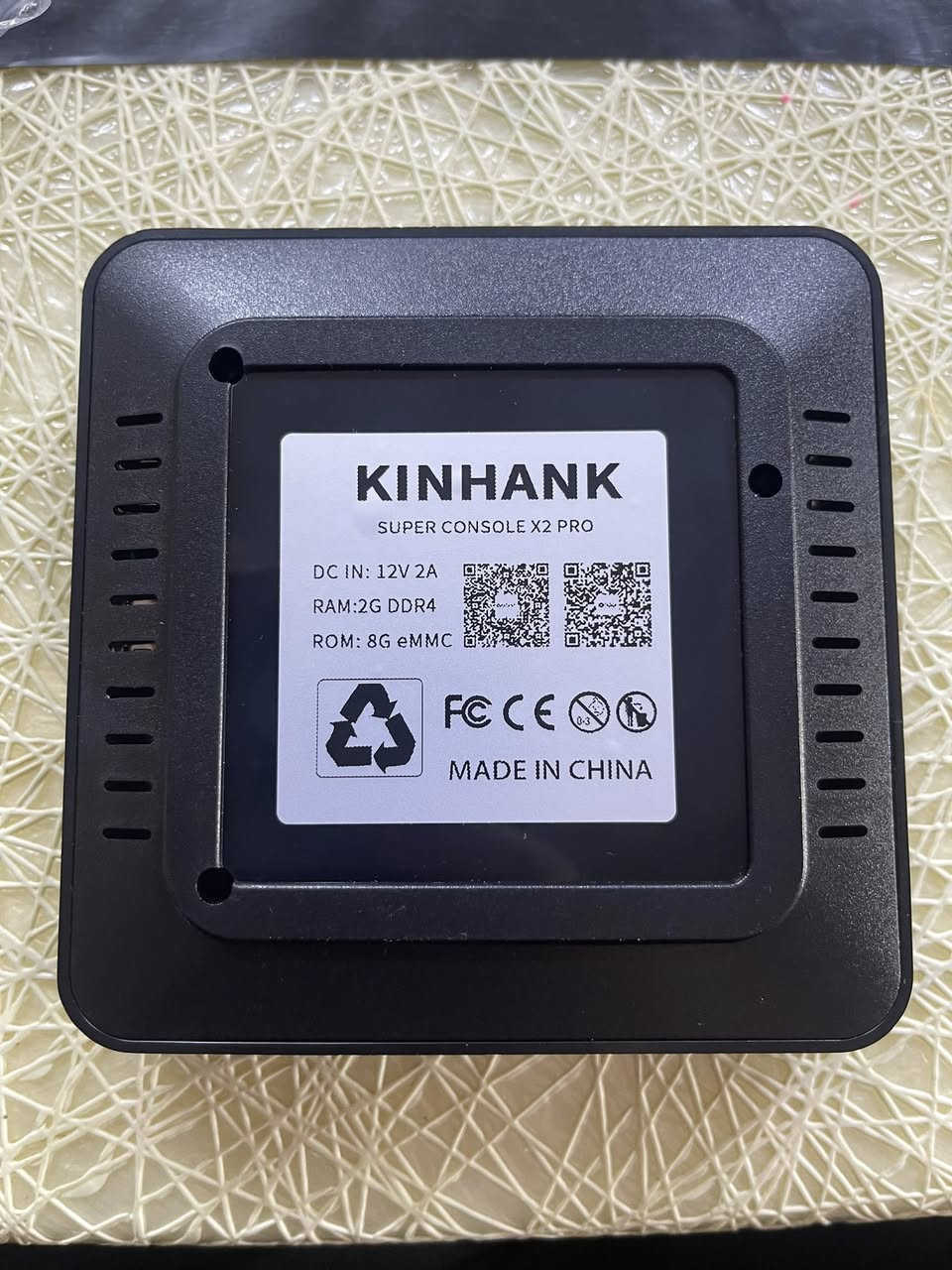 من رخصة الادمنية
جهاز العاب وتي في بوكس
ذاكرة (256G)
السعر 35 الف شامل التوصيل


**إذا كنت صاحب هذا الإعلان وتريد حذفه لأي سبب، رجاءا أرسل رسالة إلى الدعم الفني**