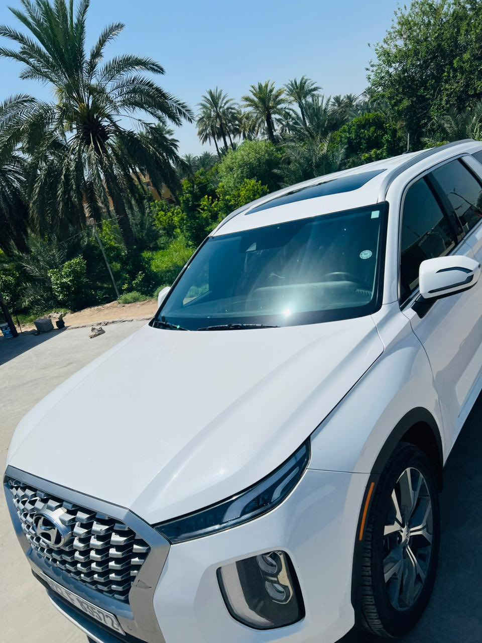 للبيع سيارة نظيفة جداً
نوع: Hyundai Palisade
الموديل: (2021)
الممشى: (71 ميل)
المحرك: 6 سلندر 3.8
المواصفات:
* شاشة + كاميرا
* حساسات
* فتحة سقف
* مقاعد جلد
* تشغيل بصمة
السيارة بحالة ممتازة، لا تحتاج أي صرف، جاهزة للاستخدام.

📍 الموقع: (واسط / الصويرة )
📞 للتواصل: (***********
