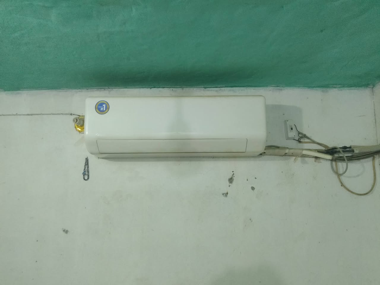 غراض بيت للبيع مستعملات كلمن وسعره والي يريدهن كلهن سوه هم عادي سعر خاص او على رقم واتساب ***********
