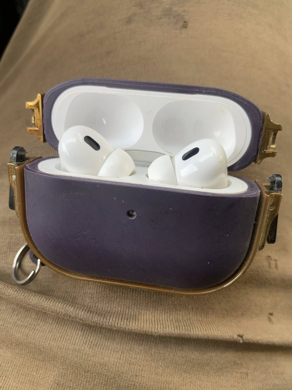 السلام عليكم ايربود الجيل الثالث اصليات مستخدمات كلش قليل وشرط الفحص السعر 250 وبيهن مجال بسيط لتواصل خاص


**إذا كنت صاحب هذا الإعلان وتريد حذفه لأي سبب، رجاءا أرسل رسالة إلى الدعم الفني**