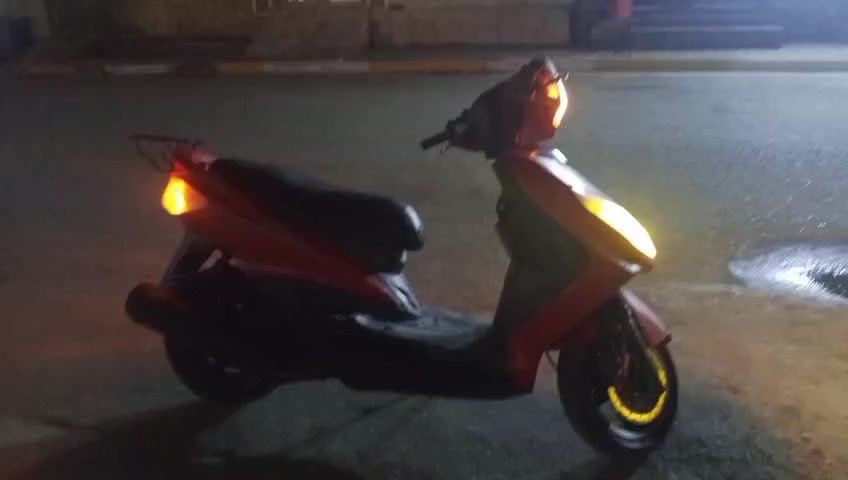 سلام عليكم دراجه سكنس فحل كلها شغاله سلف هندر كهربايات دراجه كلها بلاديه0774580726 سعر 600بيها مجال


**إذا كنت صاحب هذا الإعلان وتريد حذفه لأي سبب، رجاءا أرسل رسالة إلى الدعم الفني**