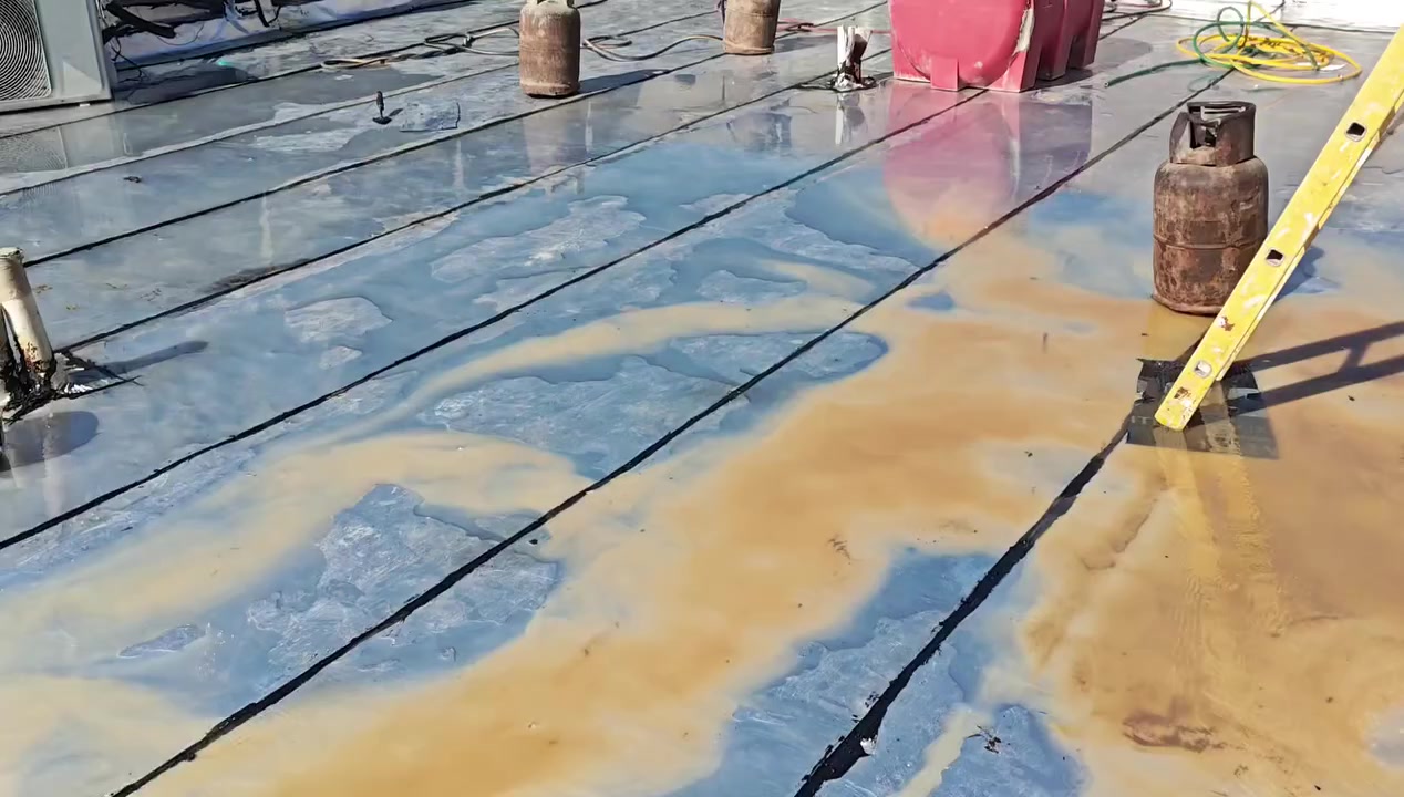 ايزوكام محمد النجف 
*********** 

الايزوكام مادة تستخدم لتغليف الاسطح والجدران الخارجية والداخلية 
كرستة وعمل

●مميزات المادة 
1-عاكسة للحرارة عازلة للرطوبة
2-خفيفة الوزن-سهلة الاستخدام
3-تغنيك عن استخدام الطرق القديمة كالفرشي والاشتايكر
