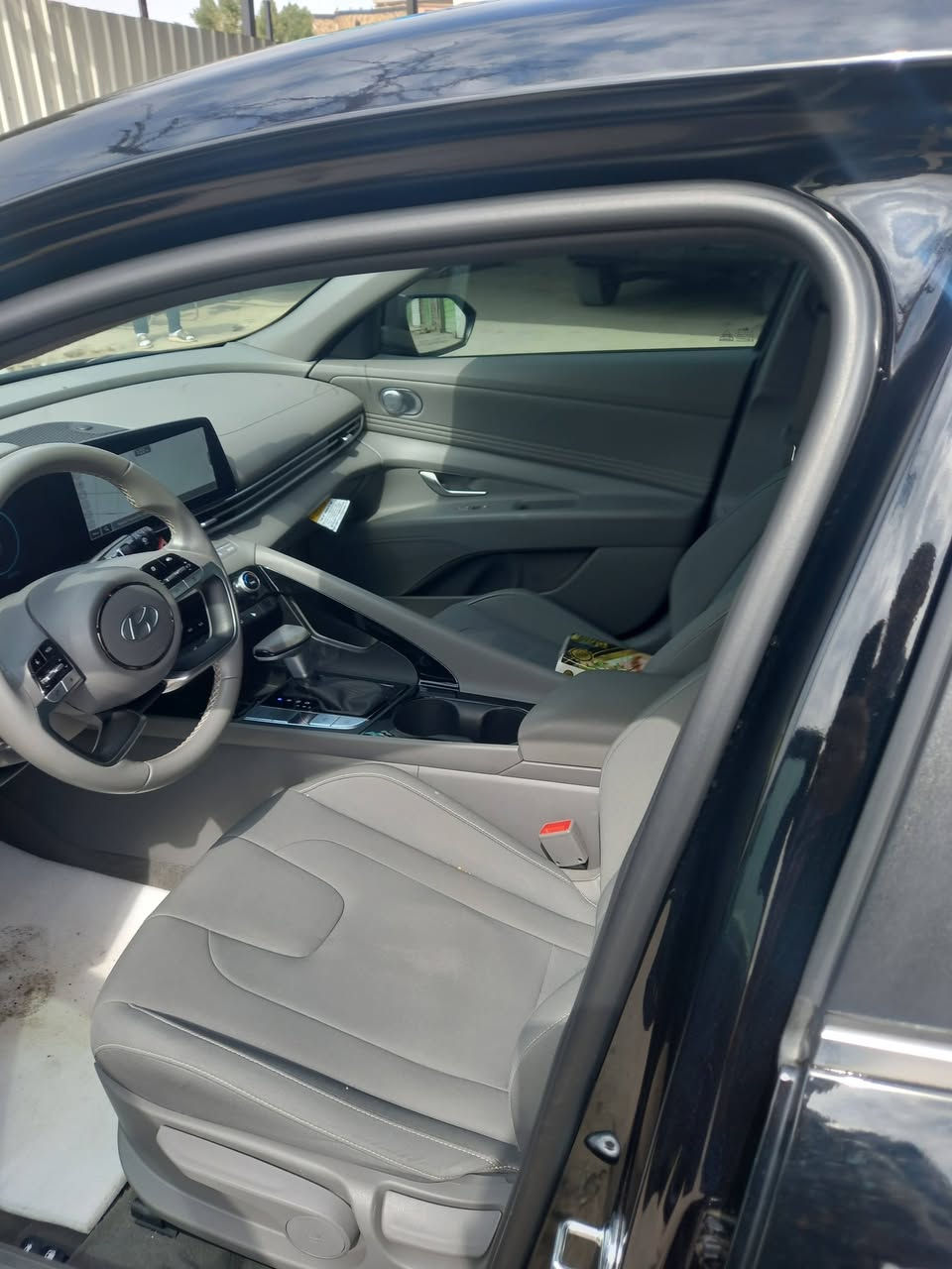 النترا ٢٠٢٤ دخول جديد حادث خفيف فول مواصفات بدون لوحات السعر ١٥٠ ماشيه ٢٧ الف الاتصال ***********
