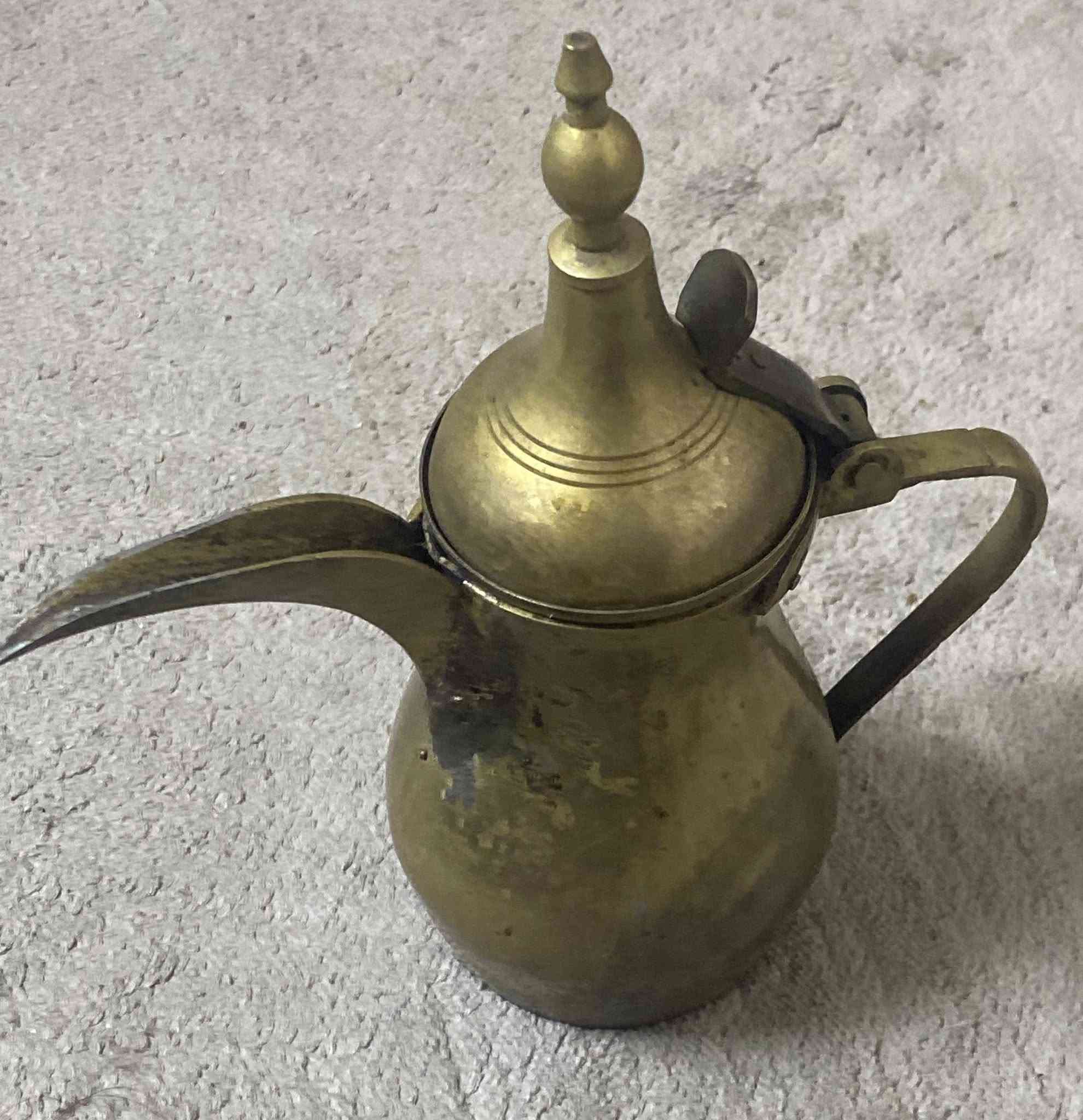 اغراض عنتيكات للبيع كلمن وسعرة


**إذا كنت صاحب هذا الإعلان وتريد حذفه لأي سبب، رجاءا أرسل رسالة إلى الدعم الفني**