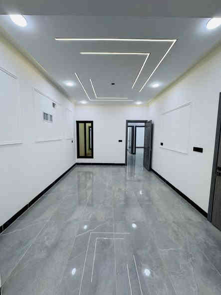 مكتب_الرواسي_للعقارات 
•بيتين للبيع في حي السكر على شارع 20 متر 
•المساحة 155 متر الواجهة 7 ونص لكل بيت 
• طابقين بناء حديث فول استلام فوري/ شارع تبليط بعرض 20متر 

•الطابق الاول : غرفتين نوم مع هول واستقبال ومطبخ وصحيات
•الطابق الثاني : اربعة غرف نوم مع هول وصحيات 

🌍الموقع  مميز : حي السكر قرب سوق السكر على شارع 20م
📃 سند سكني ملك صرف / شرط القرار التمليك  والتحويل 
سعر 325 مليون قابل للتفوض 
للإستفسار مراجعة المكتب او الاتصال على الأرقام التالية   عمار العبيدي   

***********

*********** واتساب

  ايمن   

 ‏‪0750 214 4093‬‏    ‏

‏‪0775 630 2993‬‏ واتساب

   اوس 

‏ ‭0770 287 3744

‏  ‬ ‭0750 219 5078‬    

ابو سند 

‭0 775 714 2899‬

عنوان المكتب حي النور سايدين دانية ماركت مقابل افران الرائد   #الرواسي_للعقار
