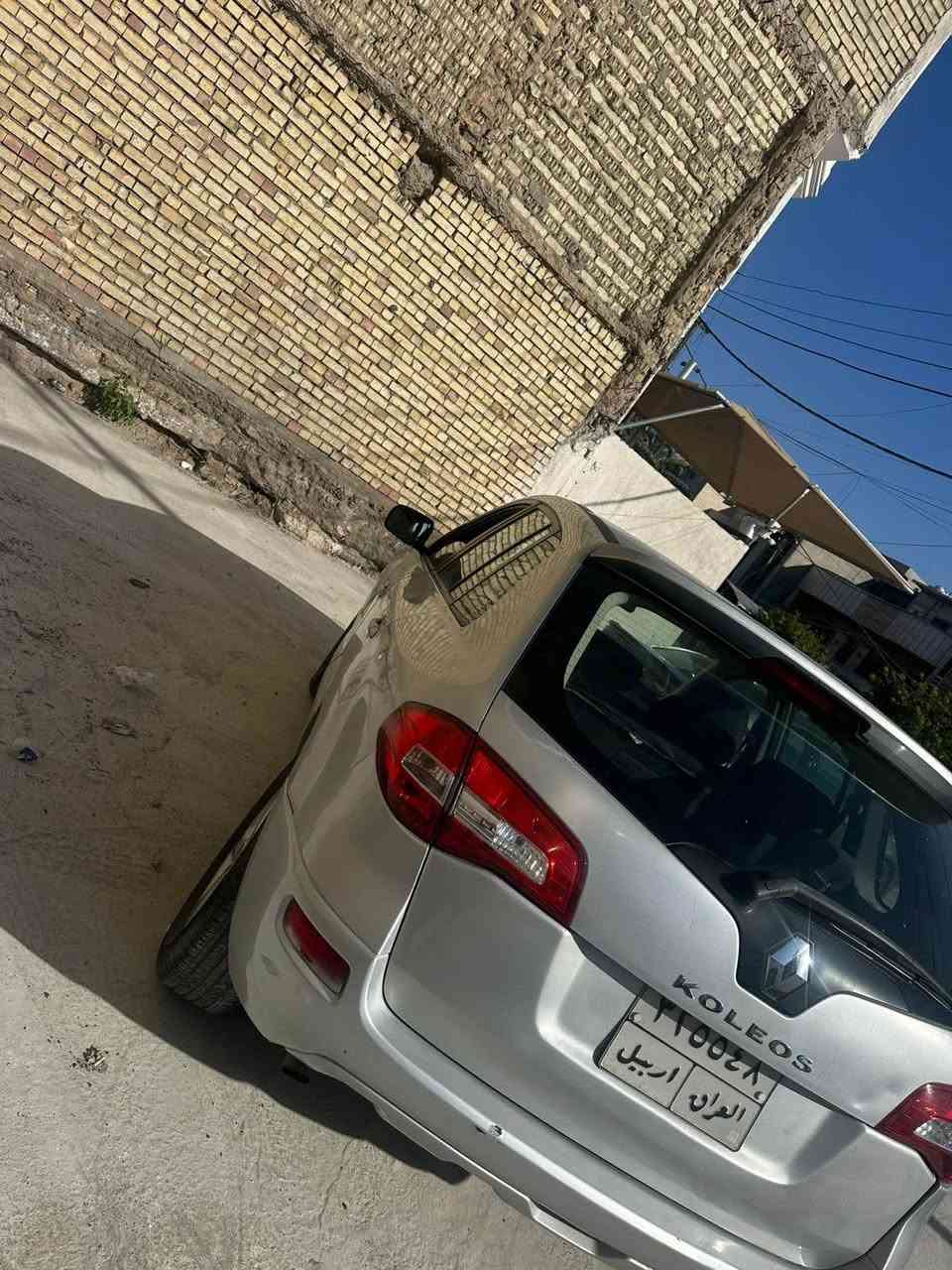 السلام عليكم 
رينو كوليوس 2011
 رقم اربيل تحويل ثاني يوم 
مكينه 2500  بدون تبخير بدون تنقيص✅✅
 مكينه كير  كله مكفول وع الفحص ✅
تبريد حداديه جاهزه ع الفحص✅
🟩🟩 مواصفات السياره 
شفتات استيرن وضعيات قياده وباقي المواصفات المعروفه بالسياره بصمه فول الفول

 السياره جديده  وبسعر معقول  وبلعافيه ع الياخذه 😍✅

السعر 88 ورقه وبيها مجال بسيط السياره حلوه واقتصاديه وعائليه 
*********** بغداد, العراق
