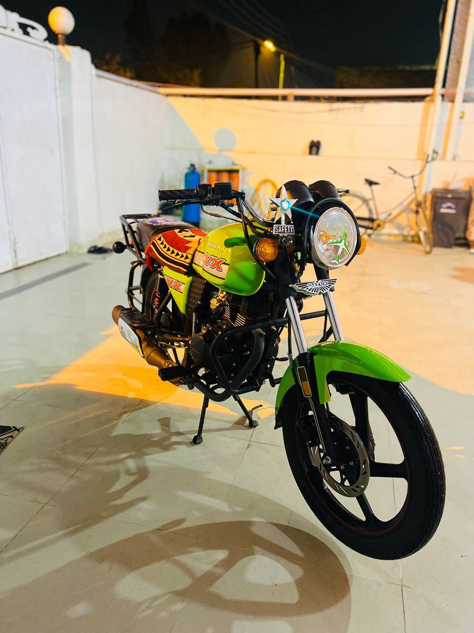 سلام عليكم دايون اصولي موديل 23 ما مفتوحه للبيع ،***********
