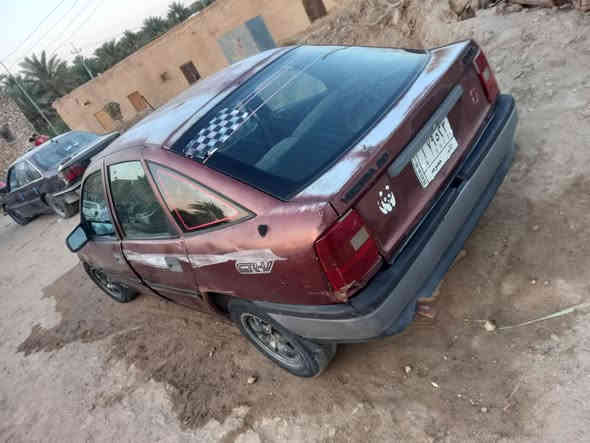 فكترا هاج باك
موديل ٩١
رقم انبار الماني مشروع وطني 
سنويه صارلها ٢٠ يوم من نتهت
راعيها بالبغدادي شرط تحويل 
محرك الفين شرط لاتبخير ولاتنقيص ولا صوت
كير اوتوماتيك 
صدر نظيف 
كهربائيات شغاله جاهزه 
تايرات نص عمر 
سياره بلاديه بدون ضربه فقط جارده 

غرفه جديده فراش سقف وبطاين بوب وارضيه ودوشمه كلها جديده
نقص بطانه باب سايق فقط

السعر ٢١ وبيها مجال

بيع نقد بدون مراوس 

المراسله على الخاص او الاتصال على الرقم 

***********

العنوان حديثه بروانه
