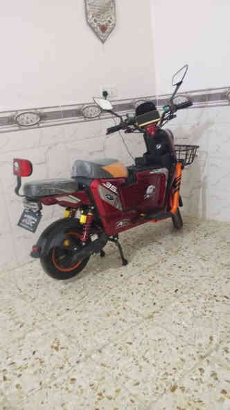 #السلام عليكم دراجة شحن اللبيع5بطاريات ليثوم X900 دراجه نضيفه كلش نضام R بصمه تشغيل سويج عدد 2 عن بعد السعر 675وبيه مجال***********وتساب *********** كورك مكان ابو غريب حي المهندسين
