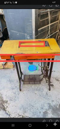 ميز مكينه • للبيع • ثعالبه