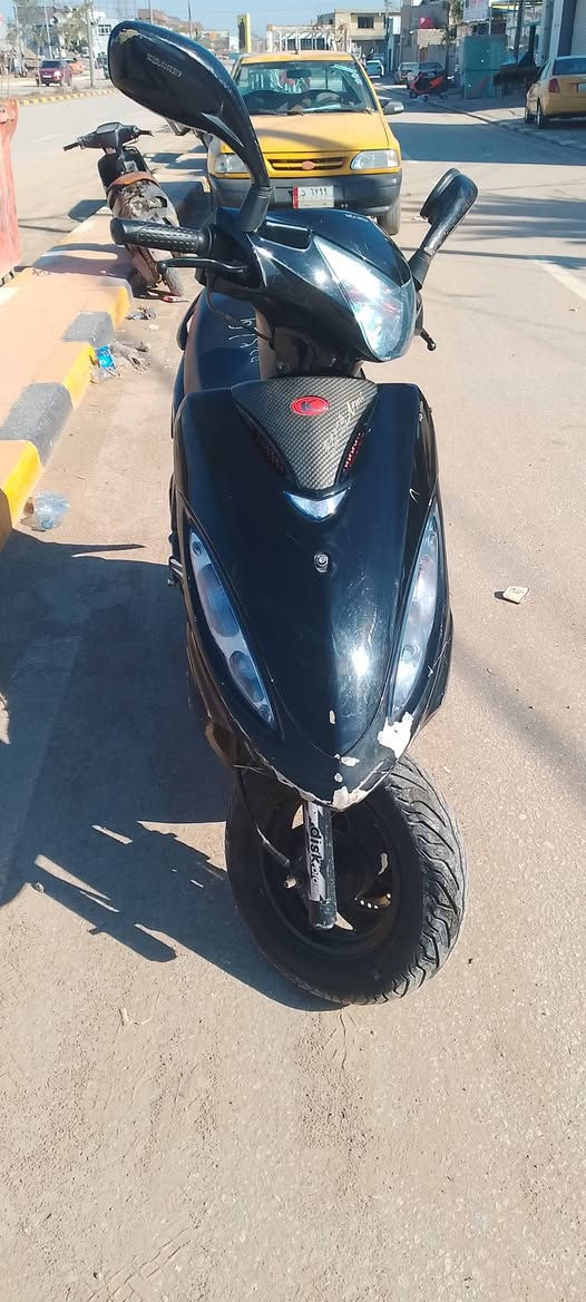 كامكو جي فور صار 15 يوم طالعه من حاويه دراجه مكفوله من تاير لتاير ما عايزه برغي *********** مكان دراجه ابو صخير
