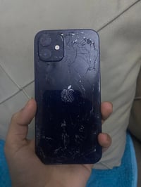 آيفون ١٢ • ذاكرة ١٢٨ • بطارية ٨٣٪