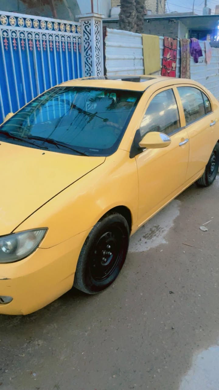 اسلام عليكم من رخصة الدمن ليفان صفرة 2012 لا صبع ولا ضربة كلين محرك وكير مكفول على البلادي السعر 47 (***********) مكان بغداد عبيدي
