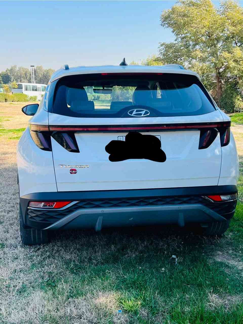 السلام عليكم …

توسان خليجي موديل ٢٣ مكفوله كفاله عامه على وضع الشركه 
 فول مواصفات عدا البنوراما 

المكان بغداد الاتصال ***********
