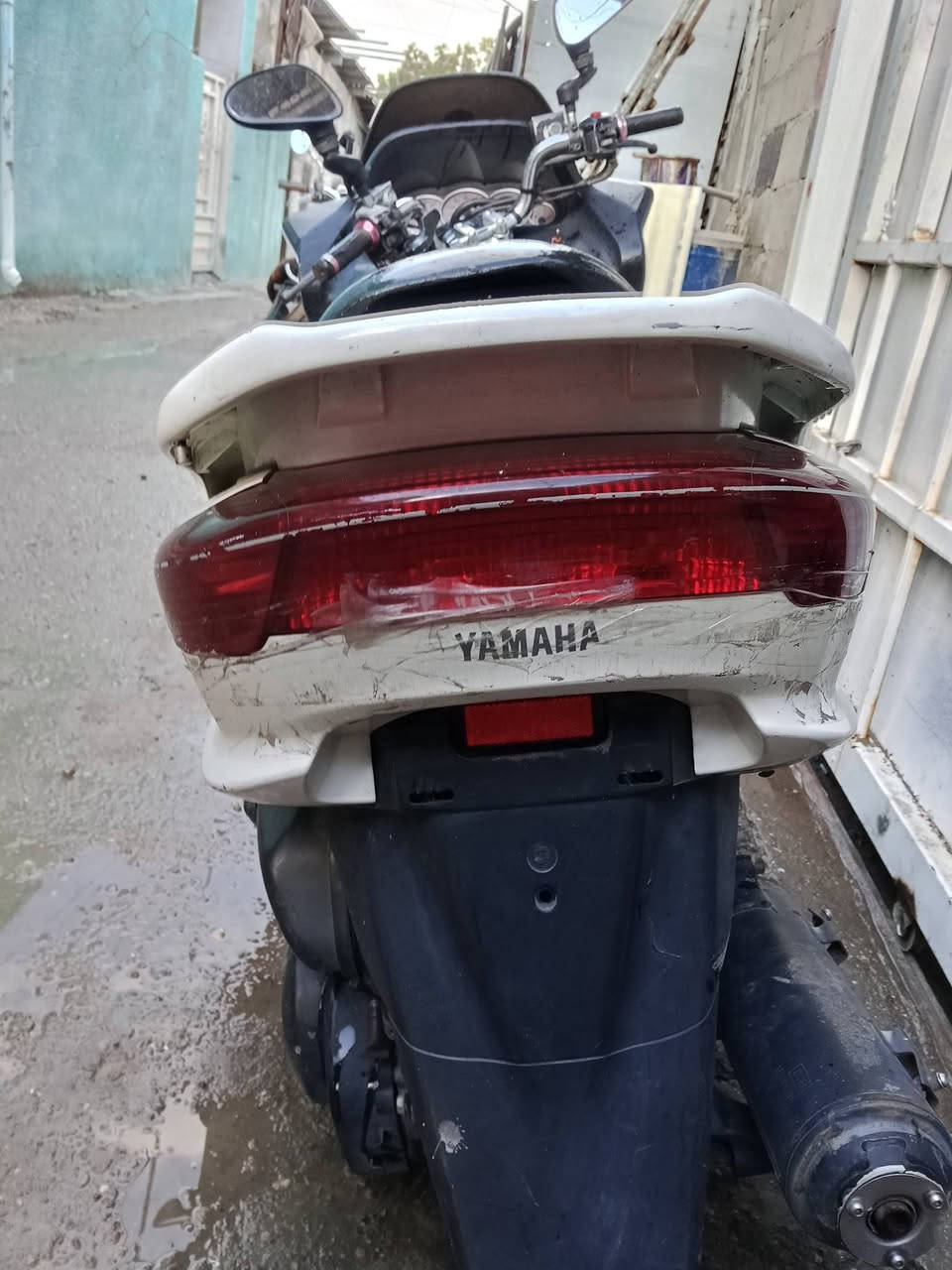 السلام عليكم شباب دراجة ماجستة دبل رون مكينة 250cc،سعرهة 400وبيهة مجال للشراية،عنواني بغداد،
*********** هذة رقم تلفوني
