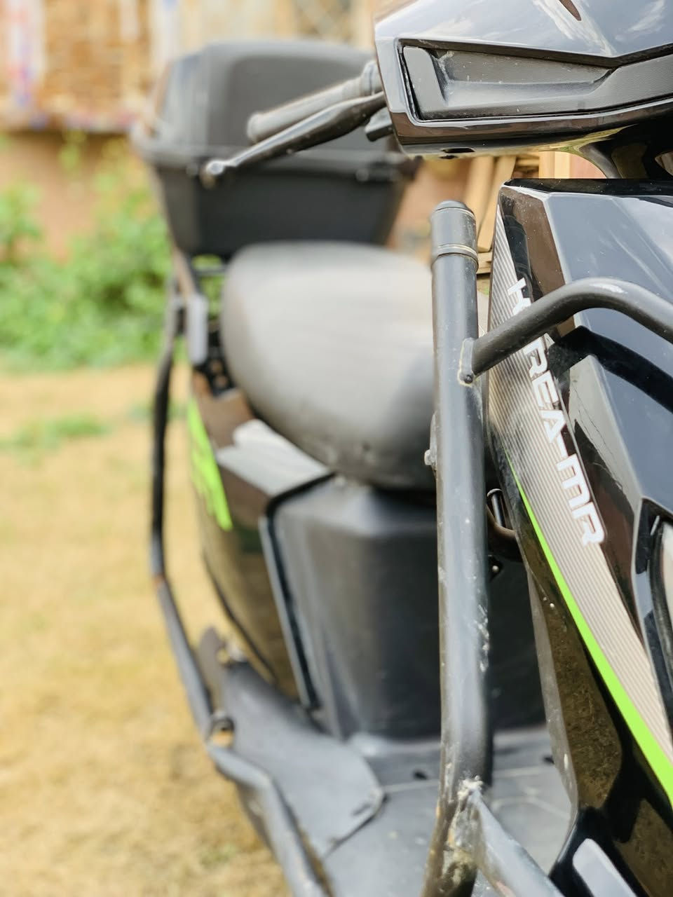 للبيع دراجة كهربائية شحن
سنة 2024
عدد 6 بطاريات
تمشي 40 كم بالشحنة
سرعة 99
بصمة + كارت + مفتاحين
صندوق خلفي وحمايات
لا أعطال فقط الضوء العالي يعلّك
نظام بارك 
قفل سكان 

السعر 750 الف وبي مجال ماردك نتفاوض


**إذا كنت صاحب هذا الإعلان وتريد حذفه لأي سبب، رجاءا أرسل رسالة إلى الدعم الفني**