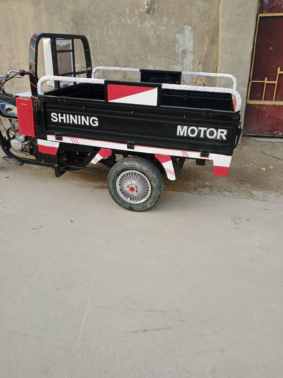 سلام عليكم ستوته للبيع موديل21 مكينه مال شركه 21 مكفوله كفاله عامه تخم تاير جديد  كهربائيات جديده. . السعر مليون 450   العنوان بابل الشوملي ***********
