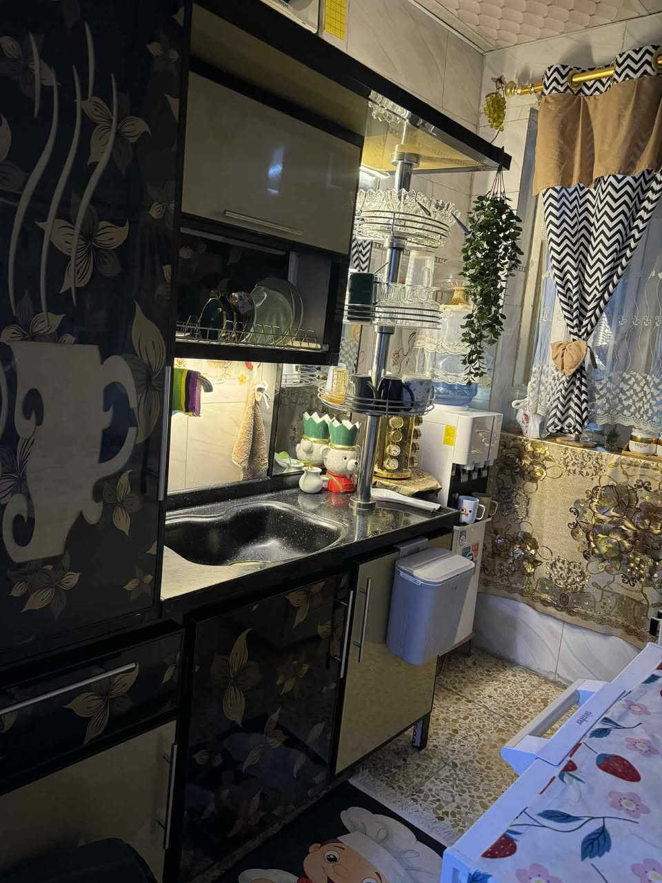 كاونتر للبيع نظيف  الاستفسار عبر الواتساب ***********
