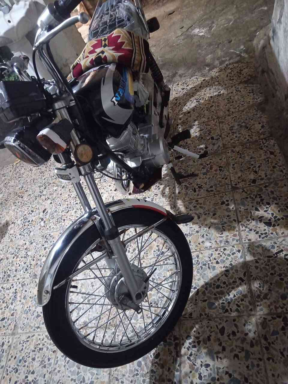 سلام عليكم موطور جديد شاصي20 امتياز وتعمير 25اصلي كله جديد مكان واسط نعمانيه مو شراي لايخابر سعر خاص ***********
