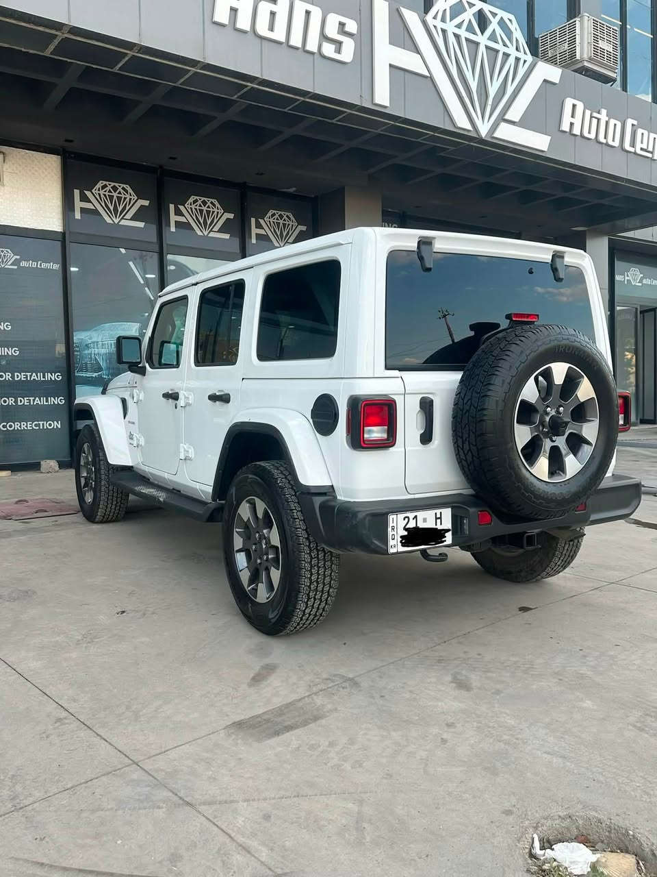 Jeep Wrangler 2022 بۆ فرۆشتن
مۆدێل: 2022
▪️ تایتڵ: کلین تایتڵ (بێ لێدران و بێ چاککردنەوە) 💯
▪️ بۆیاخ: بێ بۆیاخ، 🛠️
▪️ نرخ: زۆر گونجاوە و کەمێک مەعامەلەی تێدایە 💵
سەیارەیەکی زۆر خاوێن و بێ مەسروفە، بەشەرتی هەموو جۆرە پشکنینێک.
📍 بۆ زانیاری زیاتر و نرخ، تکایە نامە بنێرن یان پەیوەندی بکەن:
📞 ژمارەی تەلەفۆن: ***********
