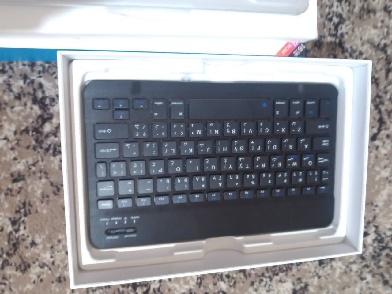 سلام عليكم متاح ايباد واحد تيره شكل ال17للبيع او مراوس ب ماكس مكان فلوجه سعر 300وبي مجال استفسار ***********
